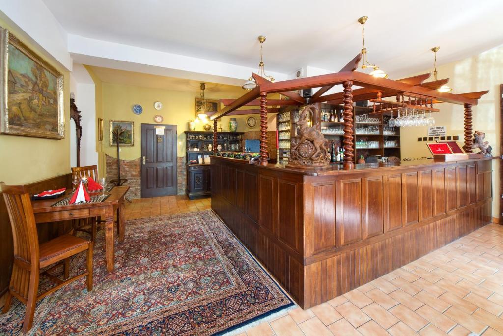 Hotel U Ruze Kutná Hora Zewnętrze zdjęcie